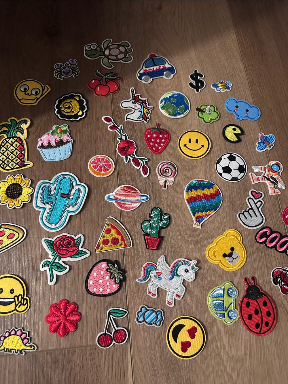 Assorted Iron-On Emoji and Decorative Patches - Colorful Mix - Picture 3 of 5